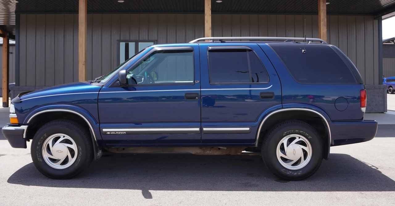 2001 Chevrolet S-10 Blazer 2nd Gen - Image 4 of 20