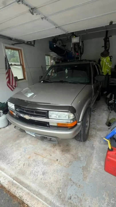 2001 Chevrolet S-10 Blazer 2nd Gen - Image 12 of 12