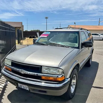 2001 Chevrolet Blazer LS Sport Utility 4D