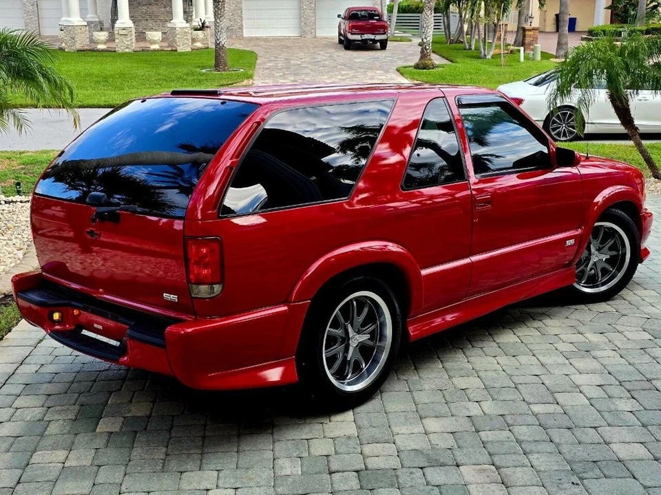 2001 Chevrolet S-10 Blazer 2nd Gen - Image 8 of 21
