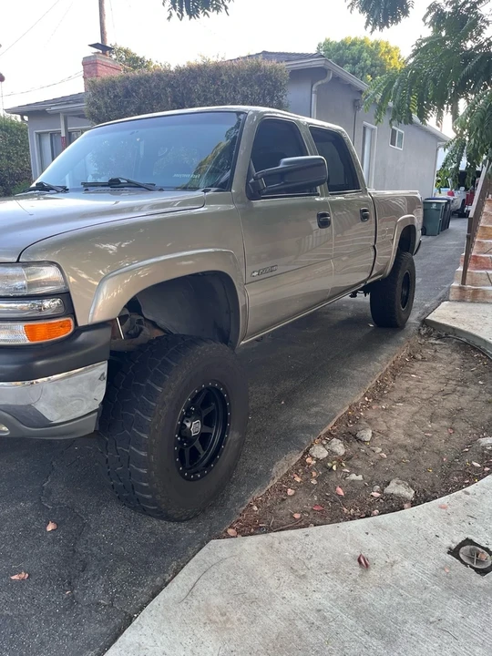 2001 Chevrolet C/K 4th Gen - Image 3 of 21