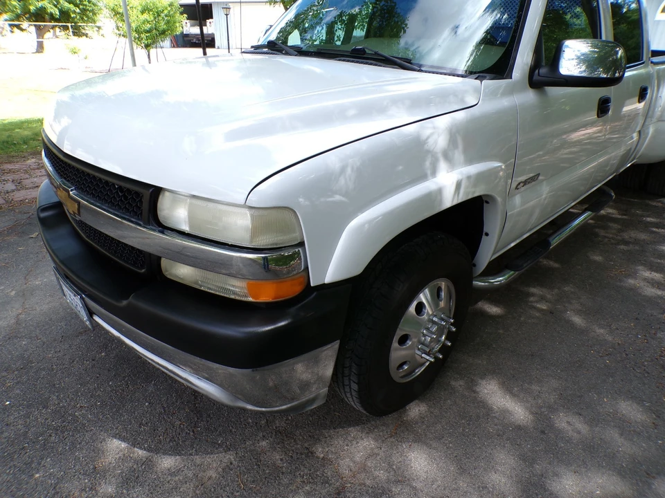 2001 Chevrolet C/K 4th Gen - Image 3 of 21