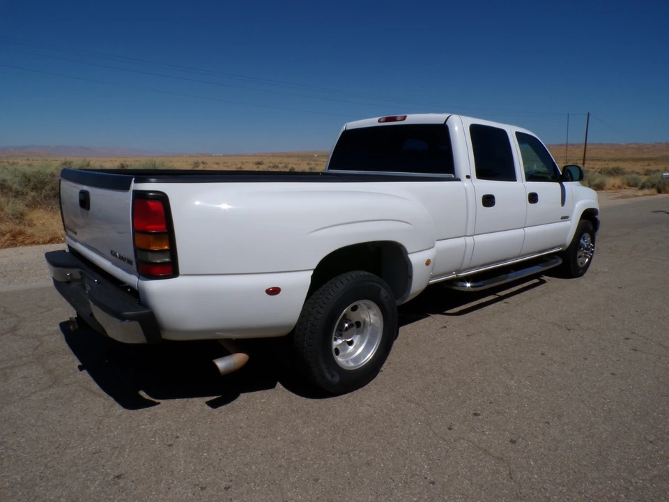2001 Chevrolet C/K 4th Gen - Image 2 of 31
