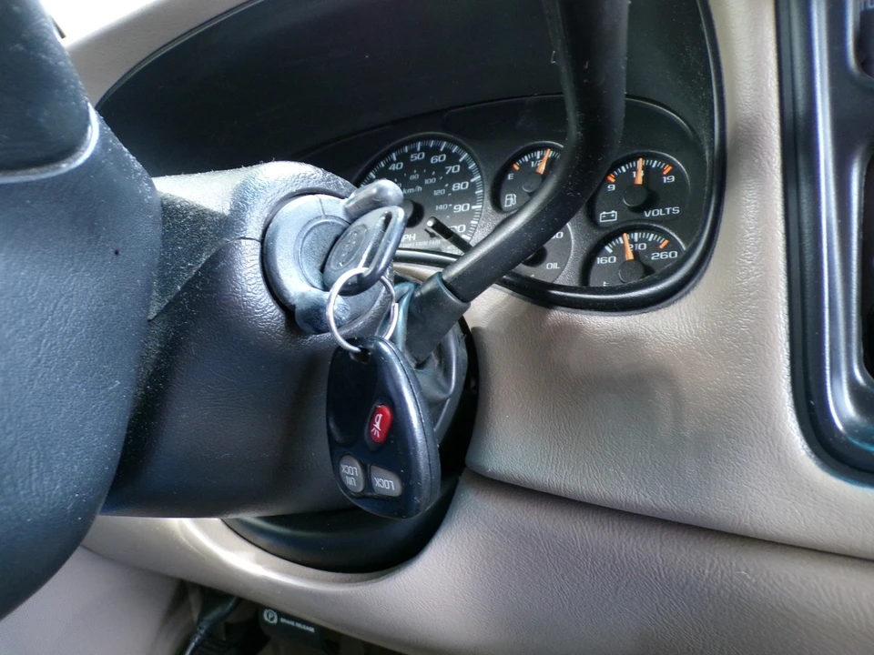 2001 Chevrolet C/K 4th Gen - Image 16 of 31