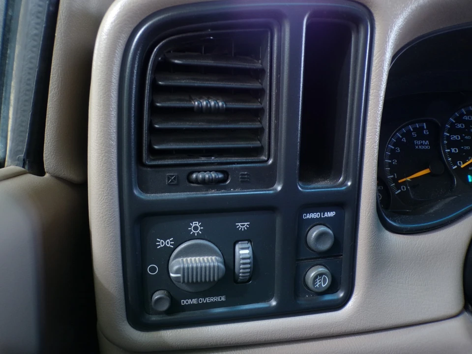 2001 Chevrolet C/K 4th Gen - Image 14 of 31