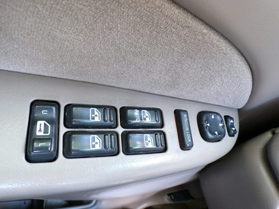 2001 Chevrolet C/K 4th Gen - Image 13 of 31