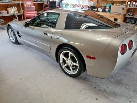 2001 Chevrolet Corvette Coupe