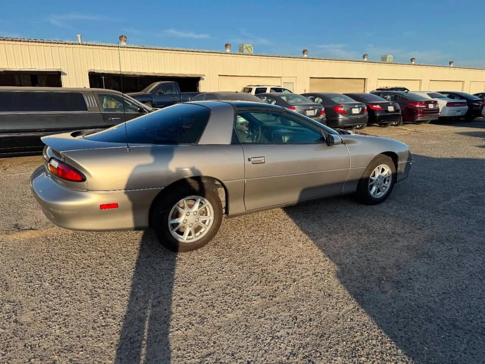2001 Chevrolet Camaro 4th Gen - Image 17 of 20