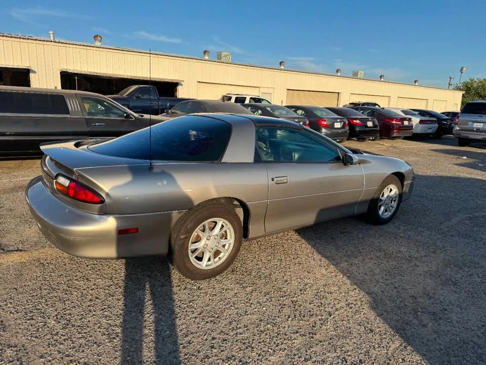 2001 Chevrolet Camaro 4th Gen - Image 16 of 20
