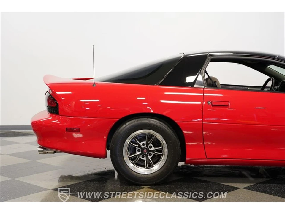 2001 Chevrolet Camaro 4th Gen - Image 28 of 31