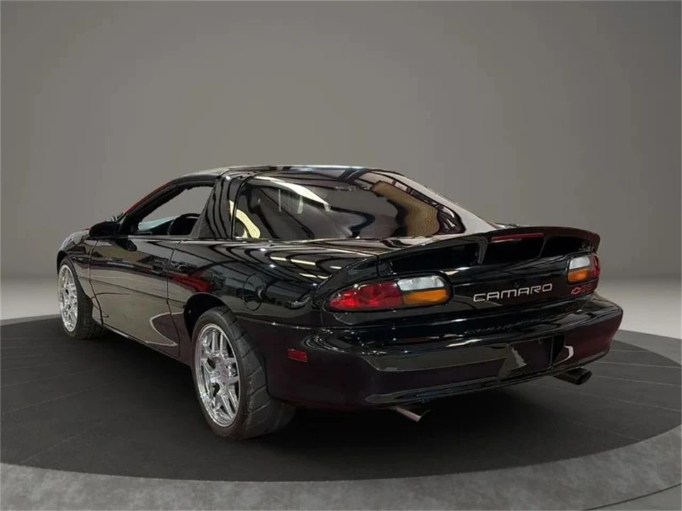 2001 Chevrolet Camaro 4th Gen - Image 5 of 31