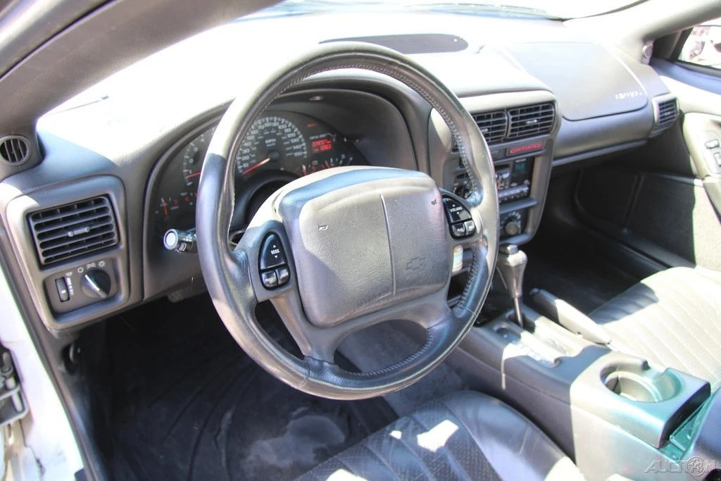 2001 Chevrolet Camaro 4th Gen - Image 15 of 21