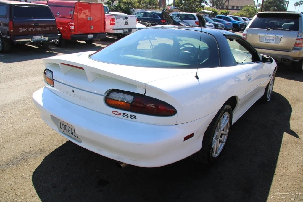 2001 Chevrolet Camaro 4th Gen - Image 7 of 21