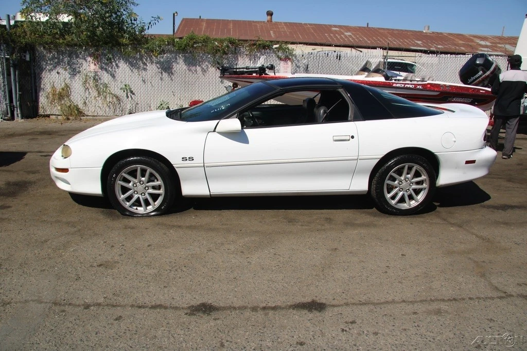 2001 Chevrolet Camaro 4th Gen - Image 3 of 21