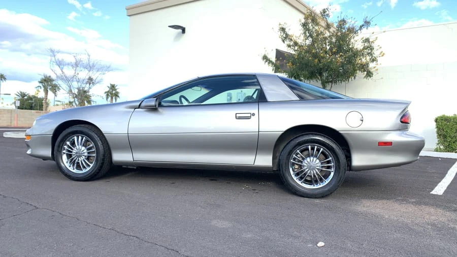 2001 Chevrolet Camaro 4th Gen - Image 6 of 13