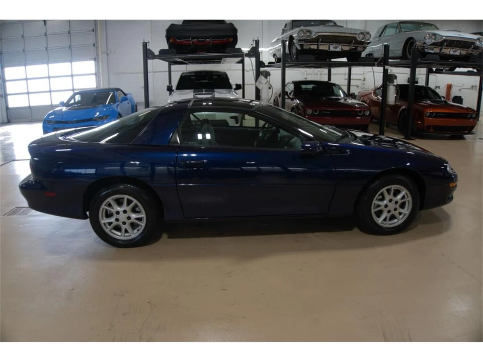 2001 Chevrolet Camaro 4th Gen - Image 6 of 31