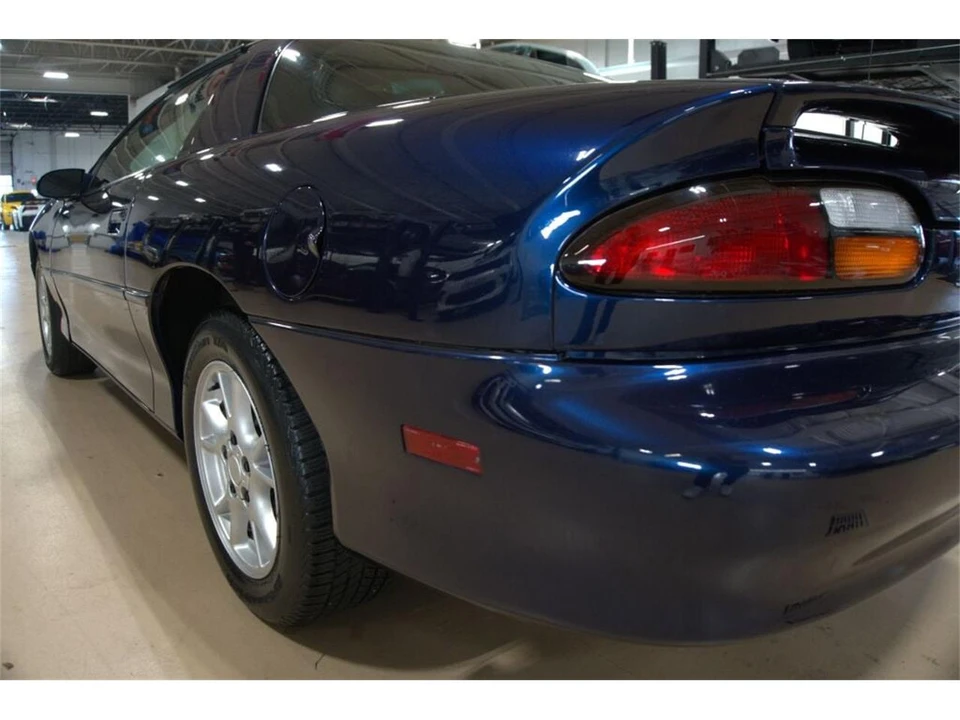 2001 Chevrolet Camaro 4th Gen - Image 16 of 31