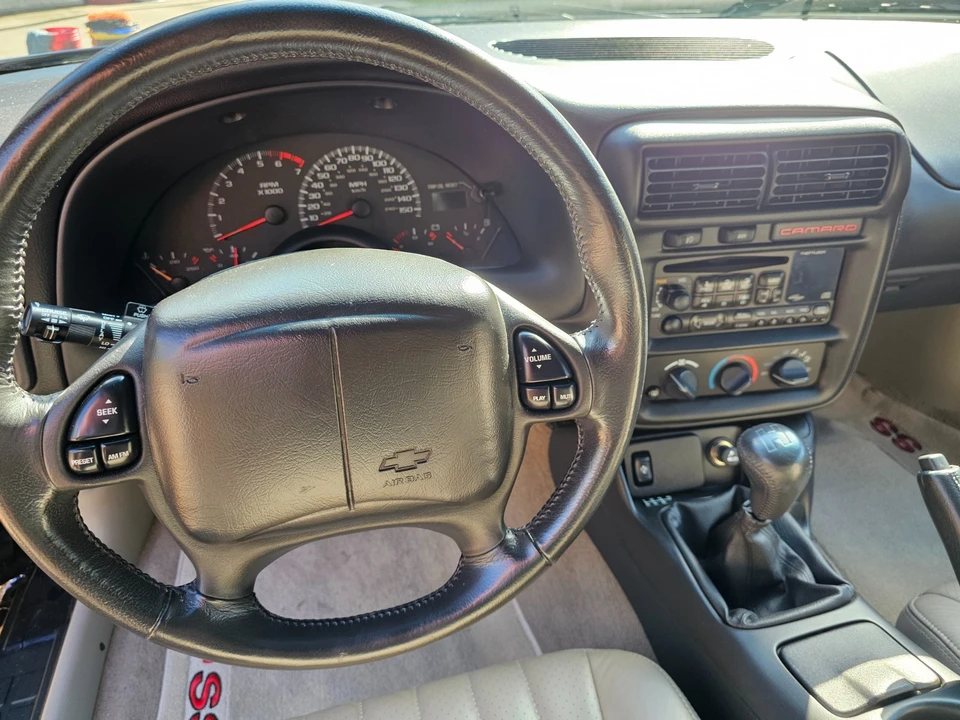 2001 Chevrolet Camaro 4th Gen - Image 12 of 21
