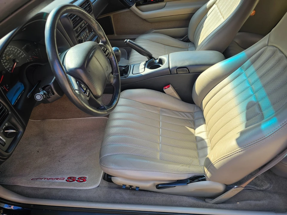 2001 Chevrolet Camaro 4th Gen - Image 13 of 21