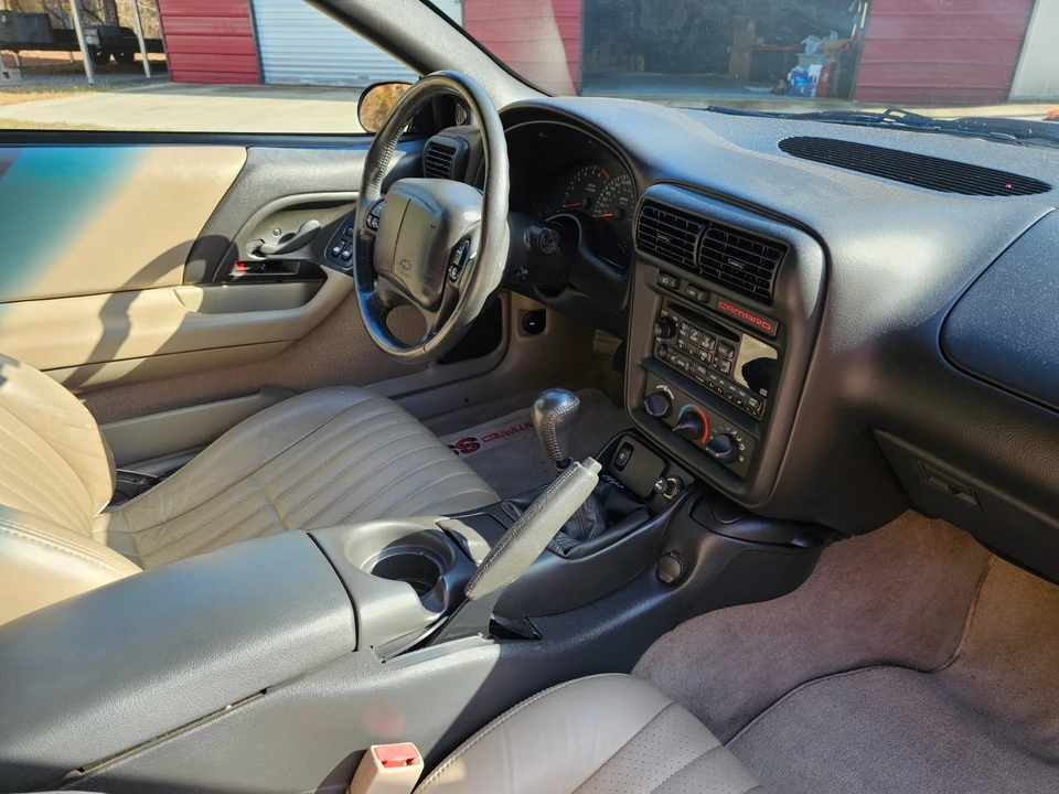 2001 Chevrolet Camaro 4th Gen - Image 7 of 21
