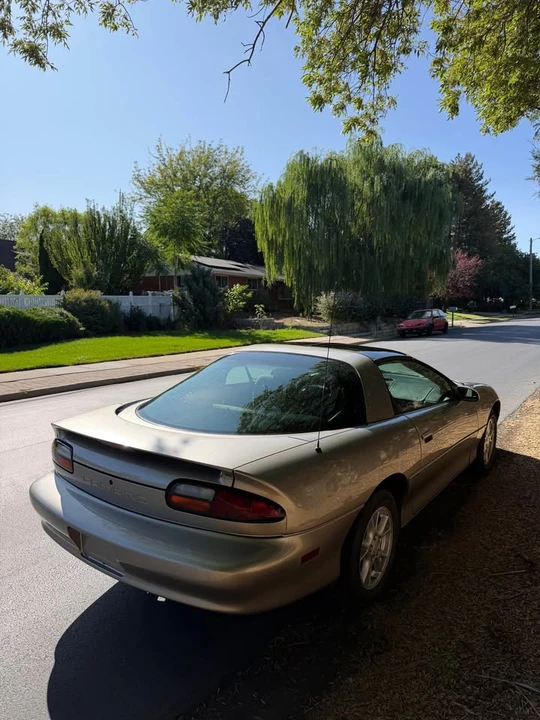2001 Chevrolet Camaro 4th Gen - Image 12 of 13