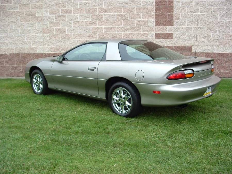 2001 Chevrolet Camaro 4th Gen - Image 2 of 7