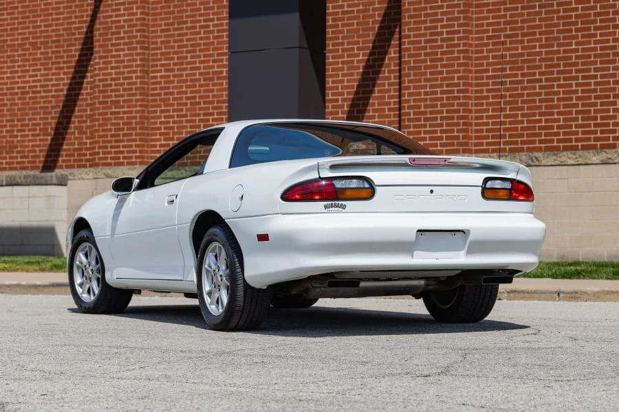 2001 Chevrolet Camaro 4th Gen - Image 10 of 27