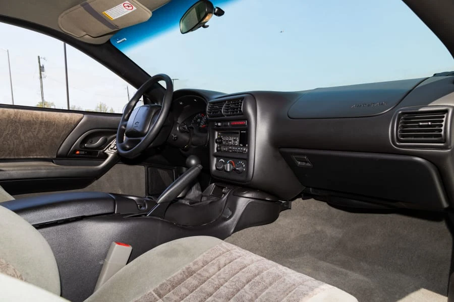 2001 Chevrolet Camaro 4th Gen - Image 15 of 27
