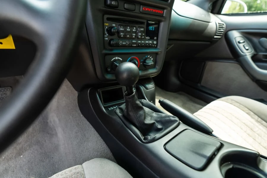 2001 Chevrolet Camaro 4th Gen - Image 18 of 20