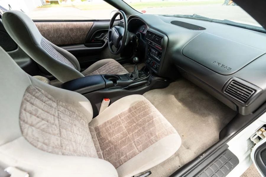2001 Chevrolet Camaro 4th Gen - Image 13 of 20