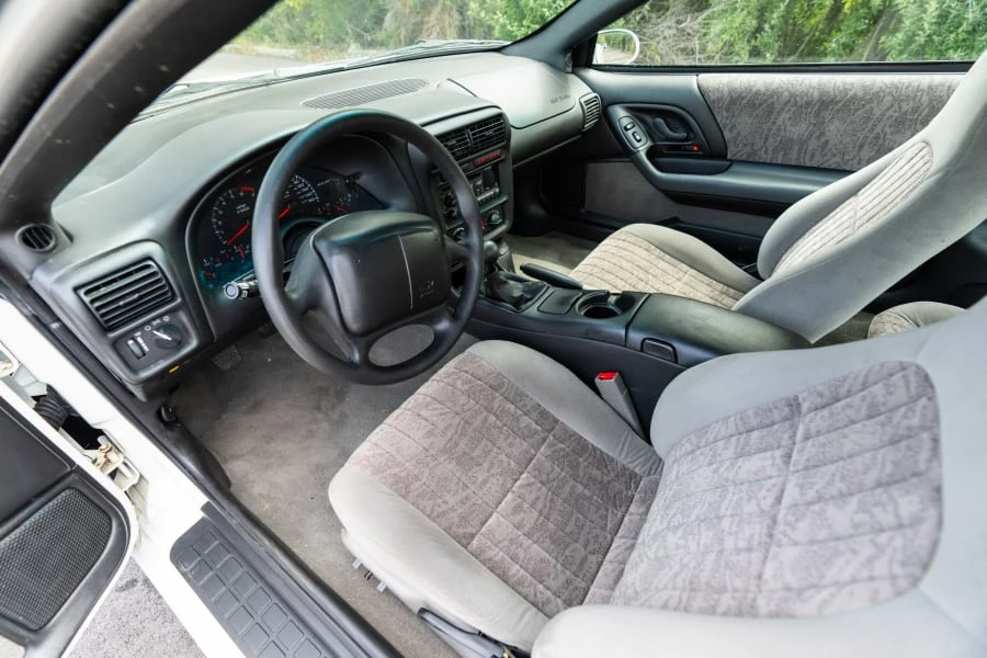 2001 Chevrolet Camaro 4th Gen - Image 14 of 20