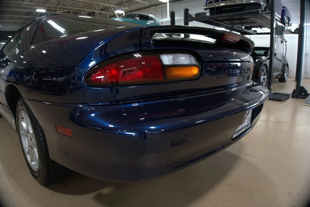 2001 Chevrolet - Image 18 of 31