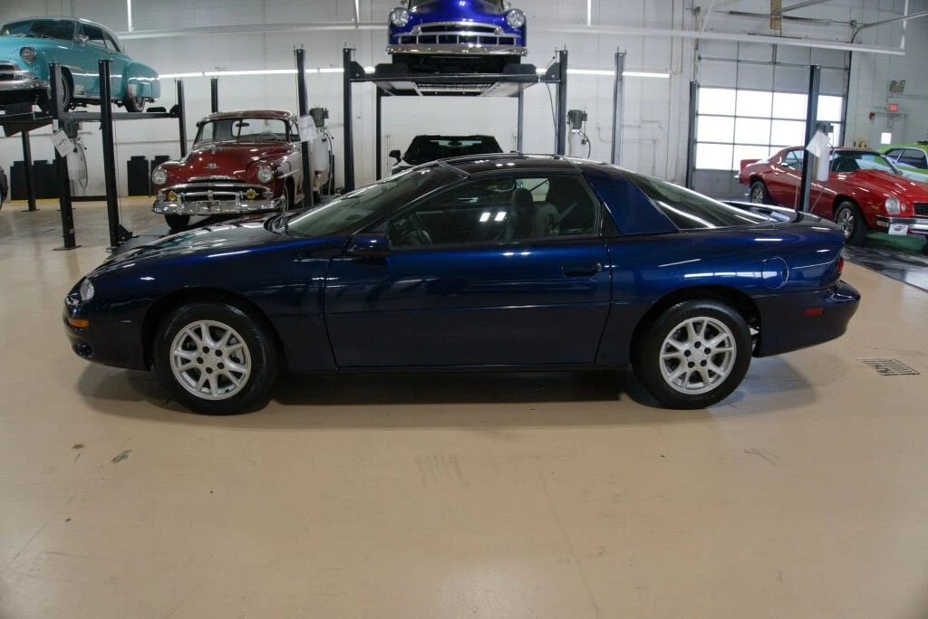 2001 Chevrolet Camaro 4th Gen - Image 2 of 12