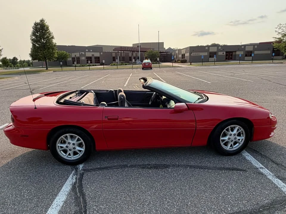2001 Chevrolet Camaro 4th Gen - Image 2 of 10