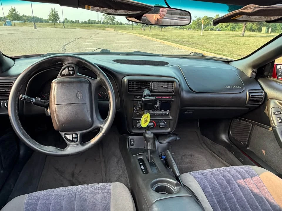 2001 Chevrolet Camaro 4th Gen - Image 9 of 10