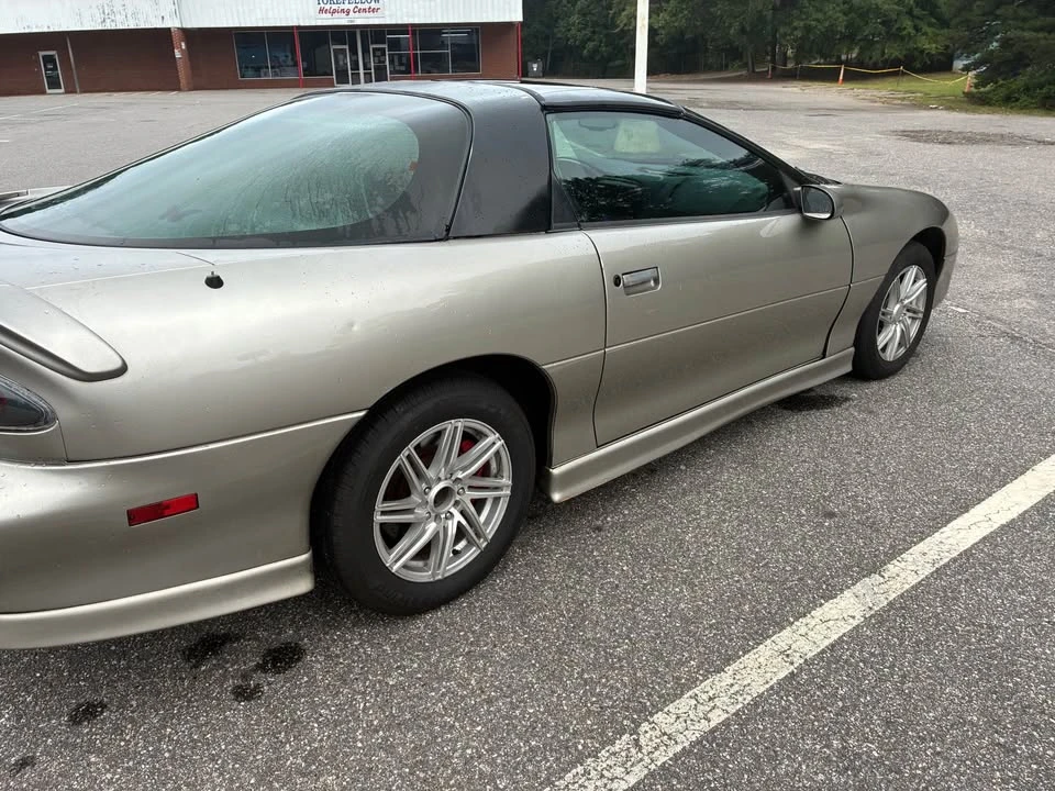 2001 Chevrolet Camaro 4th Gen - Image 6 of 12