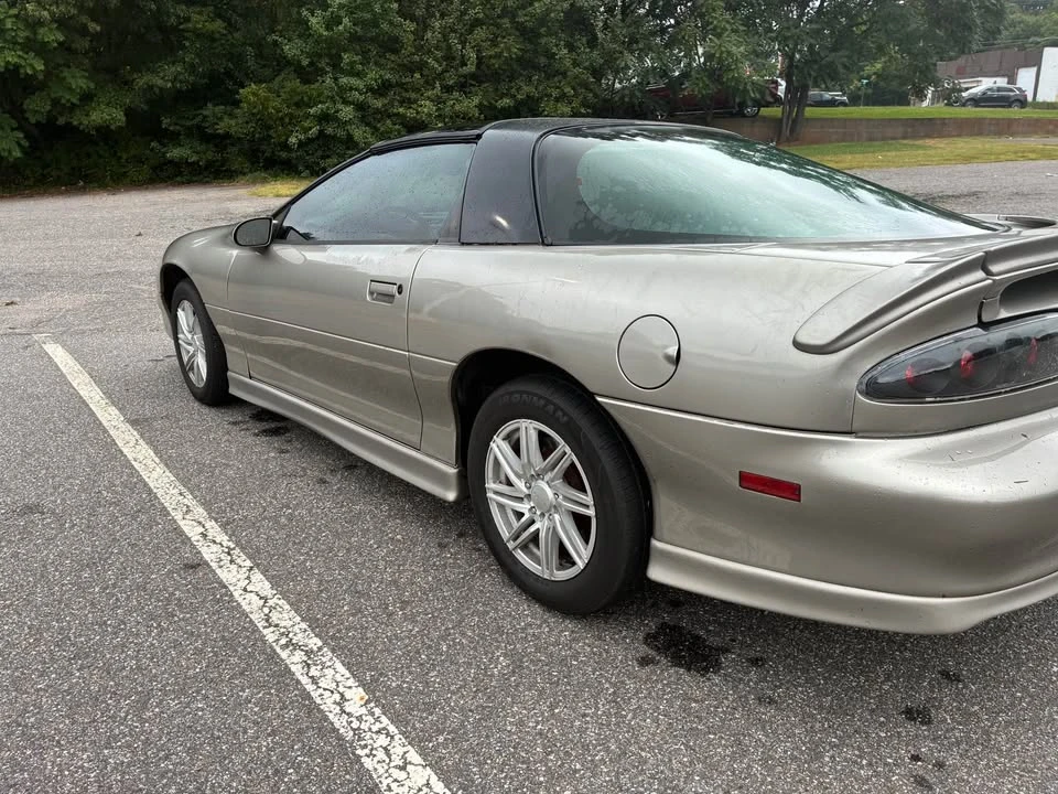 2001 Chevrolet Camaro 4th Gen - Image 7 of 12