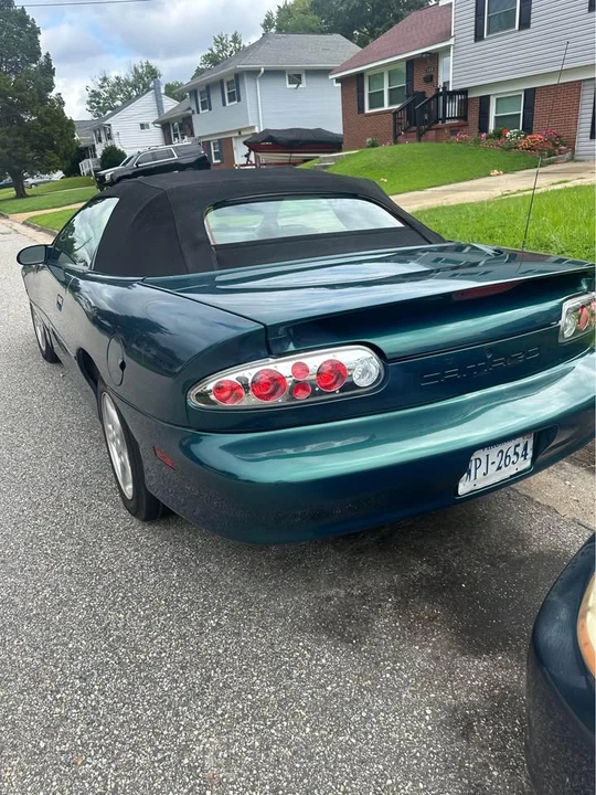 2001 Chevrolet Camaro 4th Gen - Image 2 of 9