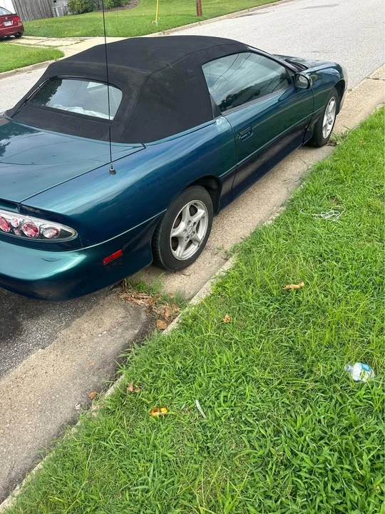 2001 Chevrolet Camaro 4th Gen - Image 5 of 9