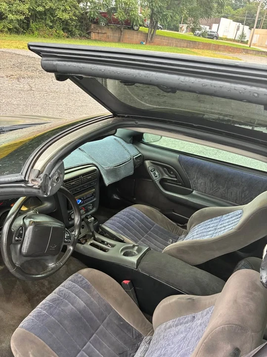 2001 Chevrolet Camaro 4th Gen - Image 11 of 12
