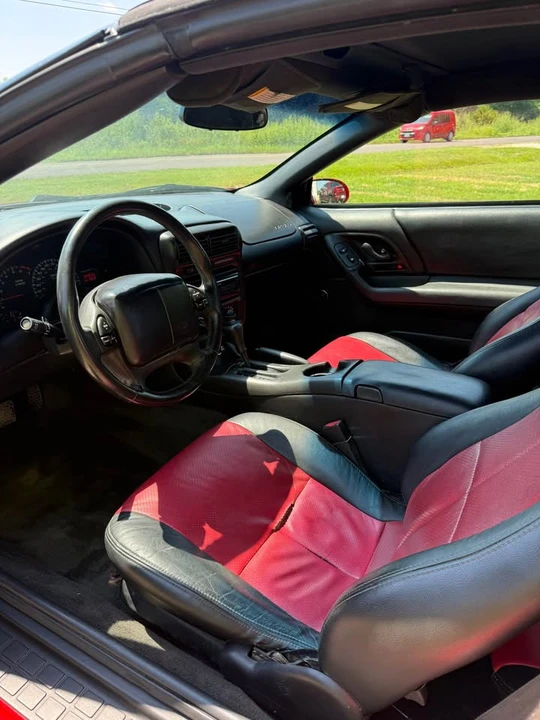 2001 Chevrolet Camaro 4th Gen - Image 10 of 14