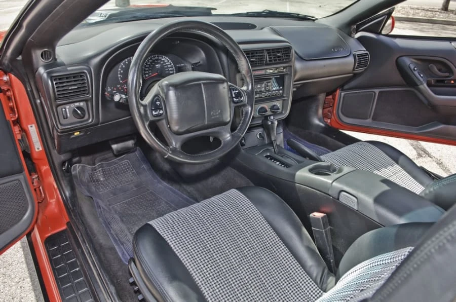 2001 Chevrolet Camaro 4th Gen - Image 5 of 12