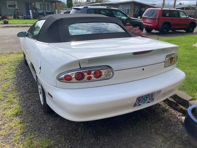 2001 Chevrolet Camaro 4th Gen - Image 3 of 8