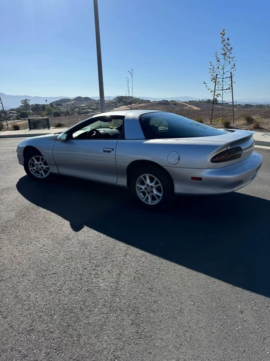 2001 Chevrolet Camaro 4th Gen - Image 4 of 7