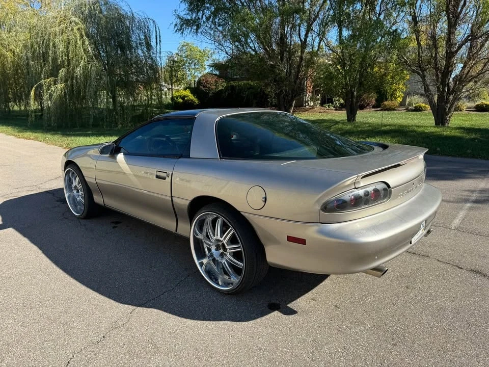 2001 Chevrolet Camaro 4th Gen - Image 3 of 11