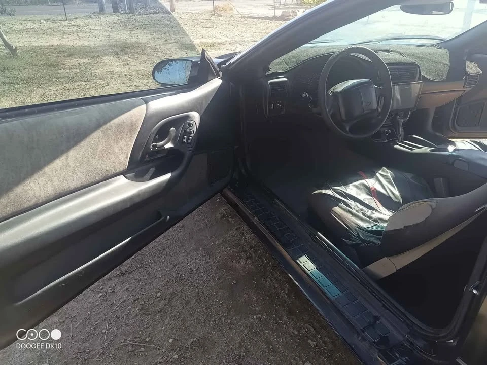 2001 Chevrolet Camaro 4th Gen - Image 4 of 8