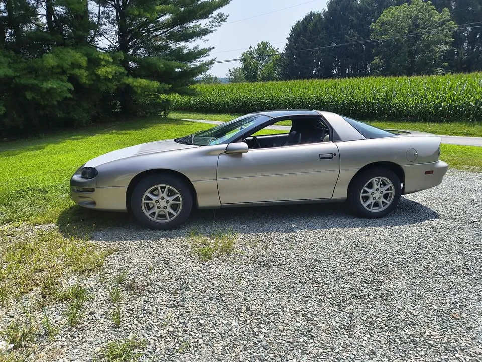 2001 Chevrolet Camaro 4th Gen - Image 3 of 6