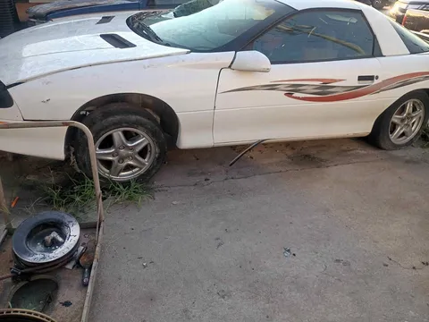 2001 Chevrolet Camaro Coupe 2D