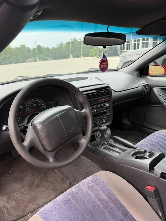2001 Chevrolet Camaro 4th Gen - Image 6 of 14