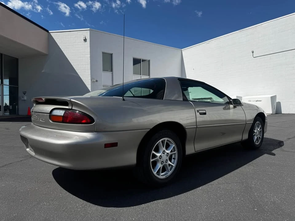 2001 Chevrolet Camaro 4th Gen - Image 4 of 10
